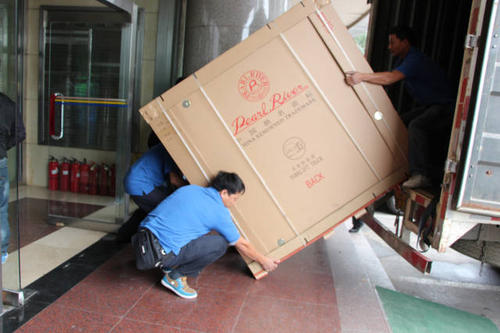 成县钢琴贵重工艺品无忧运